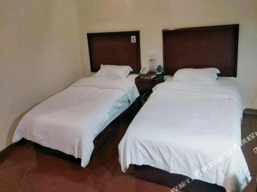 Greentree Inn Suzhou Wujiang Zhenze Town Zhennan Road Express Hotel Ngoại thất bức ảnh