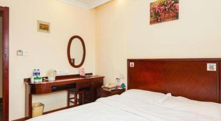 Greentree Inn Suzhou Wujiang Zhenze Town Zhennan Road Express Hotel Ngoại thất bức ảnh